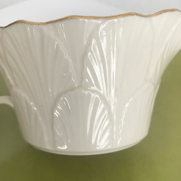 LENOX China Gravy Boat Ivory Porcelain Woodleaf Collection 24k Scallop Gold Trim - Picture 8 of 10